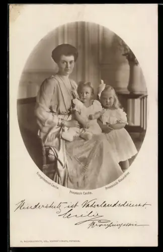 AK Kronprinzessin Cecilie mit der Prinzessinen Cecilie und Alexandrine
