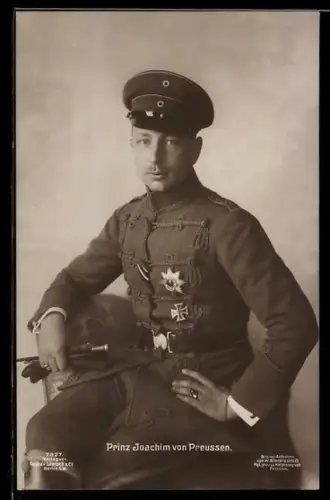 AK Prinz Joachim von Preussen in Husaren-Uniform mit EK I 1914 und Bruststern