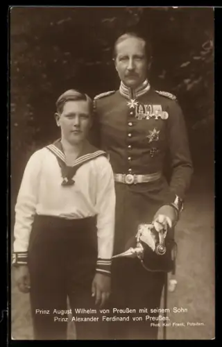 AK Prinz August Wilhelm von Preussen mit seinem Sohn Prinz Alexander Ferdinand von Preussen