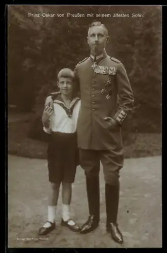 AK Prinz Oskar von Preussen mit seinem ältesten Sohn