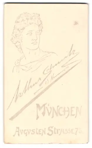 Fotografie Arthur Schmitz, München, Augustenstrasse 75, Klassische Büste mit handschriftlichem Namen des Fotografen