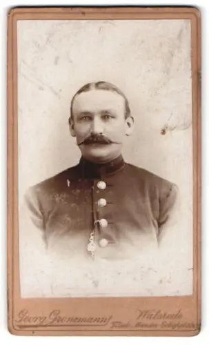 Fotografie Georg Gronemann, Walsrode, Münster Schiessplatz, Soldat in Uniform