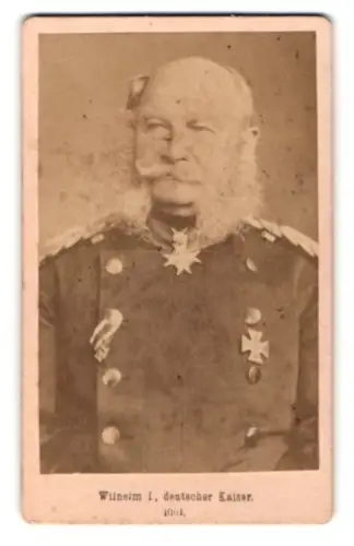 Fotografie Kaiser Wilhelm I. im Überrock mit Pour le Merite, EK I 1870 und EK II 1814