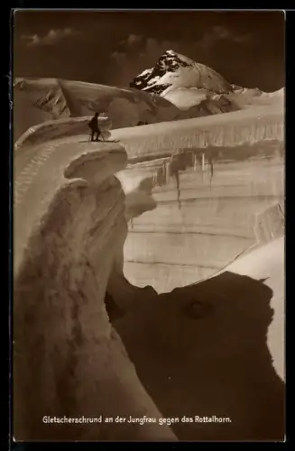 AK Skiläufer am Gletscherrund an der Jungfrau, gesehen gegen das Rottalhorn