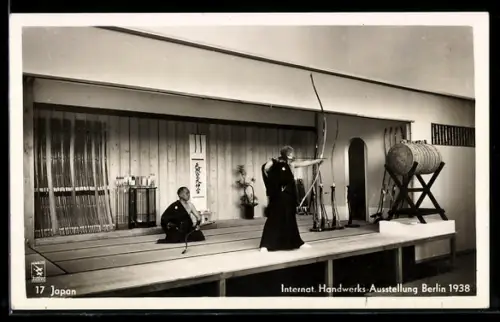 AK Berlin, Internationale Handwerks-Ausstellung 1938, japanische Bogenschützen