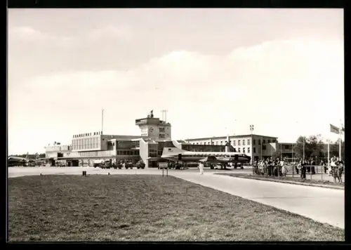 AK Frankfurt / Main, Blick zum Flughafen