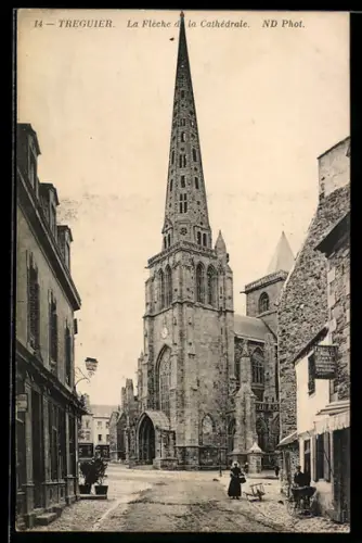 AK Treguier, la fléche de la cathédrale