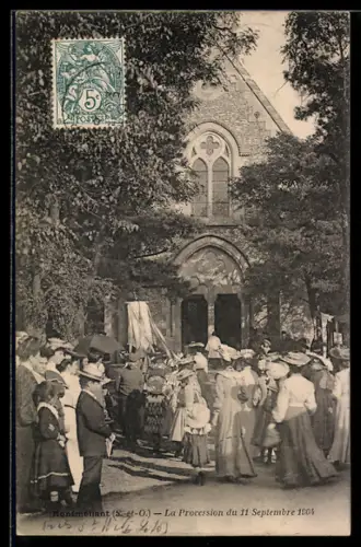 AK Montmeliant, La Procession du 11.09.104, avant l`Eglise