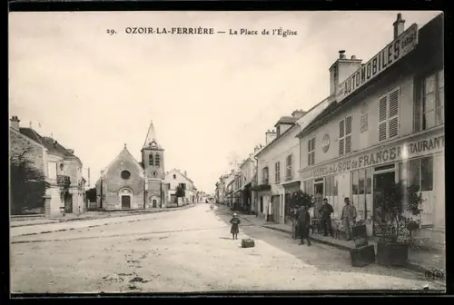 AK Ozoir-La-Ferriére, La Place de l`Eglise