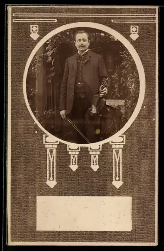 Foto-AK Mann mit Geige in rundem Passepartout