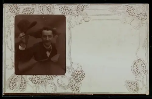 Foto-AK Eleganter Herr durch zerrissenes Papier, Orchideen, Passepartout