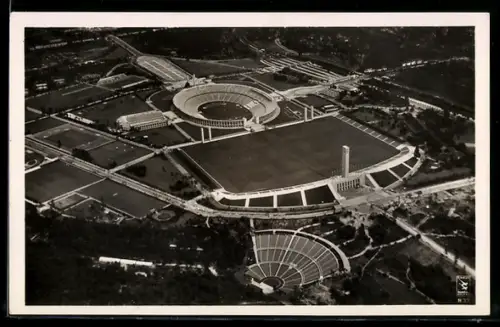 AK Berlin, Gesamtansicht des Reichssportfeldes mit Dietrich-Eckardt-Bühne