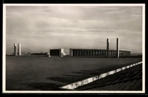 AK Berlin, Blick vom Maifeld auf das Stadion