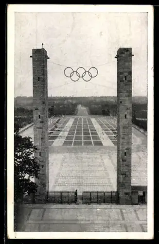 AK Berlin, Olympia 1936, Reichssportfeld, Blick von der Deutschen Kampfbahn durch das Osttor