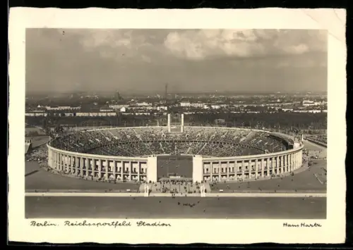 AK Berlin, Reichssportfeld, Stadion mit Besuchern