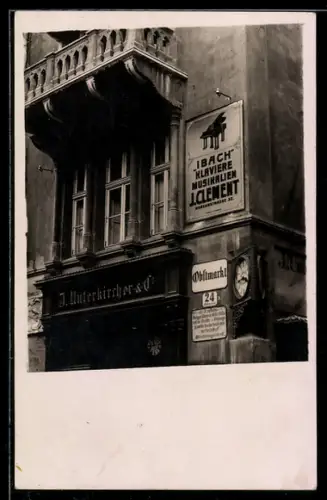 Foto-AK Wien, Obstmarkt 24 mit Geschäft von J. Unterkircher & Co.