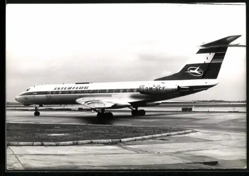 Fotografie Flugzeug Tupolew Tu-134, Interflug DM-SCF