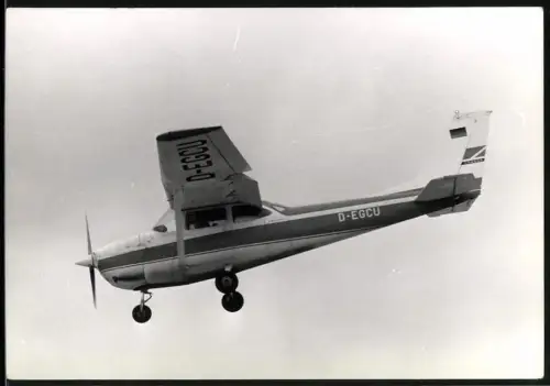 Fotografie Flugzeug Cessna, Einmotoriger Hochdecker D-EGCU