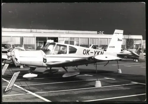 Fotografie Flugzeug Zlin 43, Kennung OK-YKN