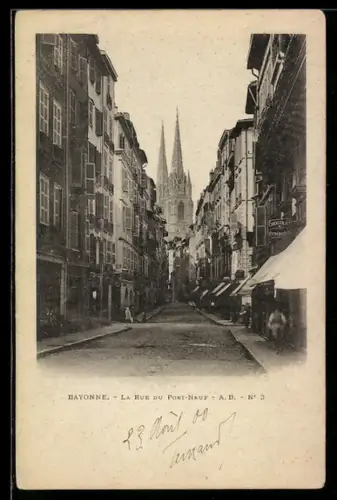 AK Bayonne, La Rue du Port-Neuf