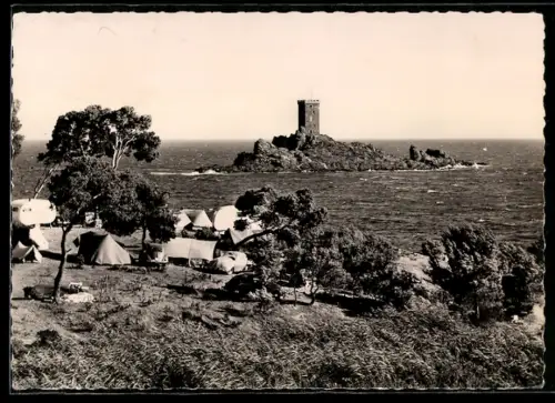 AK Agay /Var, La Cote d`Azur, Camp International du Dramont, L`Ile d`or