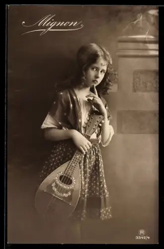 AK Mignon mit der Laute