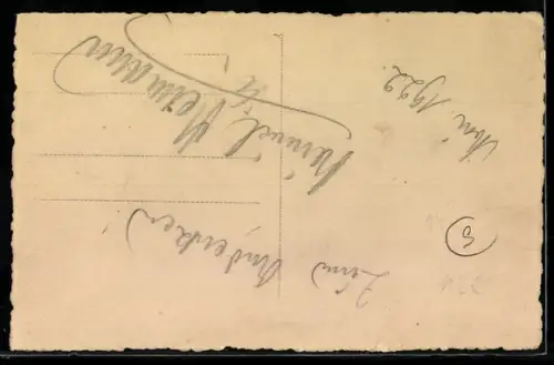 Foto-AK Geiger spielt sein Instrument, 1922