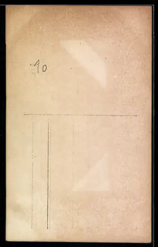 Foto-AK Cellist, Portrait mit Instrument