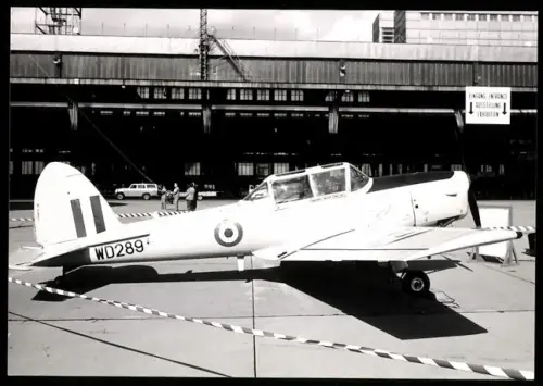 Fotografie Flughafen Berlin-Tempelhof, Flugzeug De Havilland Canada DHC-1 Chipmunk T10, RAF WD289
