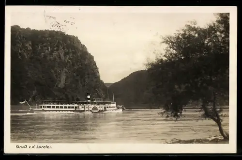 AK Lorelei, Rheindampfer in Fahrt