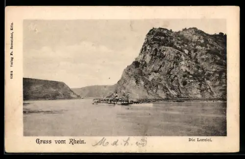 AK Flussdampfer passiert den Loreleyfelsen