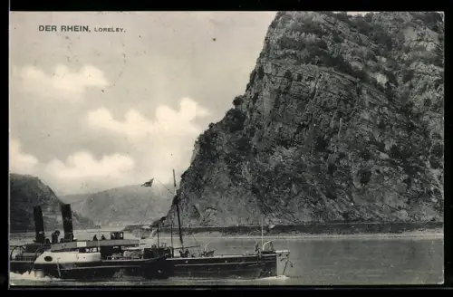AK Rheindampfer passiert die Loreley