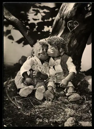 AK Sag Du zu mir, Mecki mit seiner Frau romantisch unter einem Baum sitzend