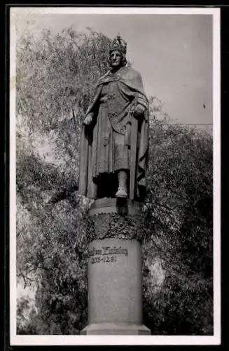 Foto-AK Freiburg /Br., Brückenfigur von Heinrich V.