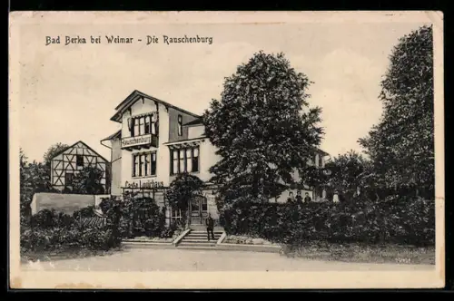 AK Bad Berka bei Weimar, Gasthaus Rauschenburg mit Grünanlage