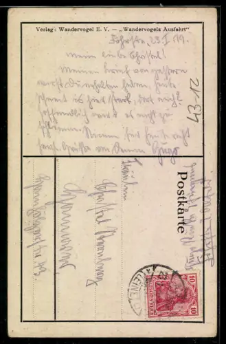 AK Wandervogels Ausfahrt, Wanderer setzt seinen Rucksack auf