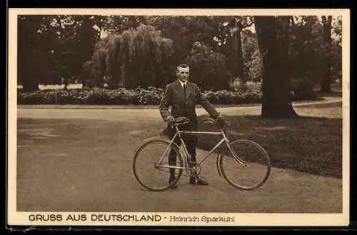 AK Heinrich Sparkuhl mit seinem Fahrrad, Radsport