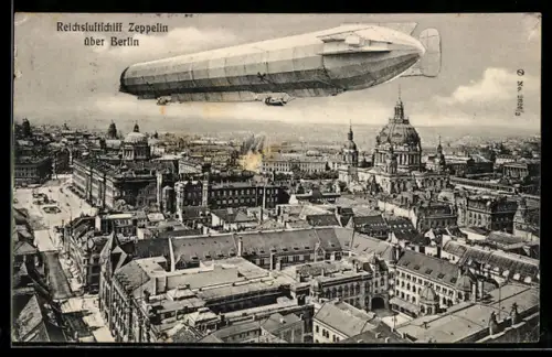 AK Berlin, Reichsluftschiff Zeppelin überfliegt den Ort