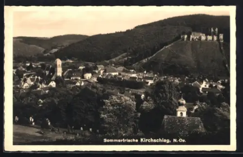 AK Kirchschlag /N.-Oe., Panorama mit Burg und Kirche