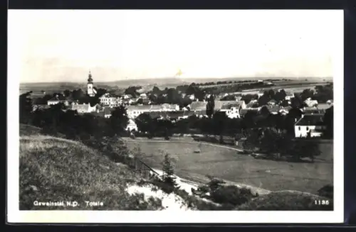 AK Gaweinstal /N. D., Totalansicht des Ortes