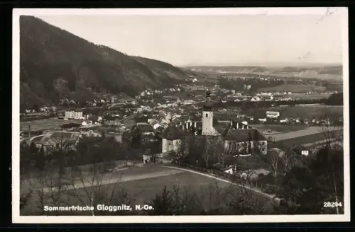 AK Gloggnitz /N.-Oe., Panorama mit Kirche