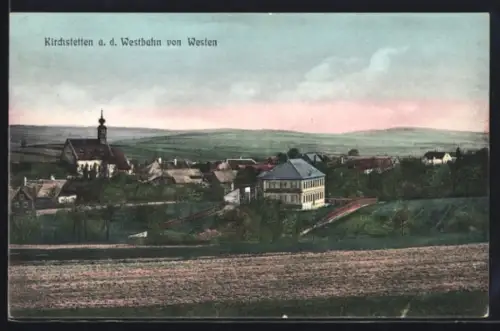 AK Kirchstetten a. d. Westbahn, Panorama mit Dorf und Kirche