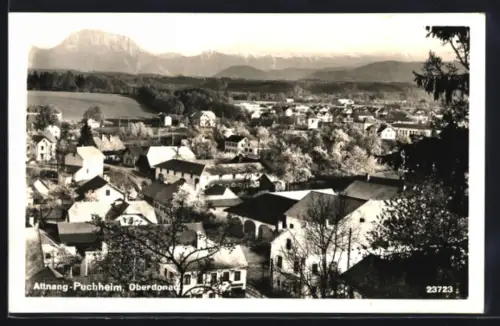 AK Attnang-Puchheim /Oberdonau, Panorama mit Ort und Gebirgsblick