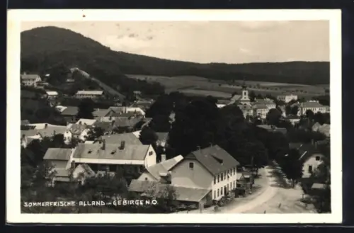 AK Alland im Gebirge, Ortsansicht mit Kirche