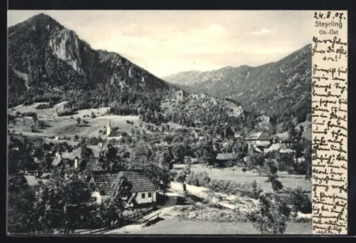 AK Steyrling /Ob. Öst., Panorama mit Kirche und Bergen