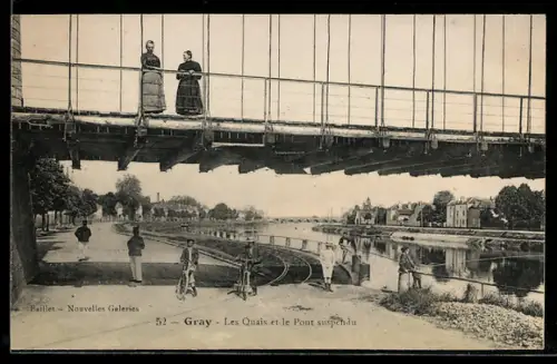 AK Gray, Les Quais et le Pont suspendu