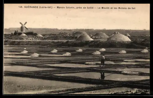 AK Guérande /Loire-Inf., Marais Salants près de Saillé, Le Moulin et les Mulons de Sel