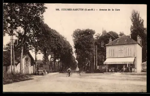 AK Guignes-Rabutin /S.-et-M., Avenue de la Gare