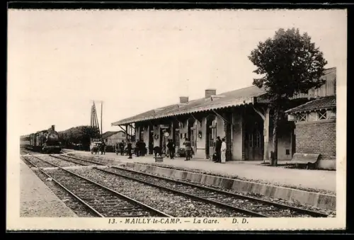 AK Mailly-le-Camp, La Gare