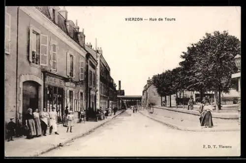 AK Vierzon, Rue de Tours